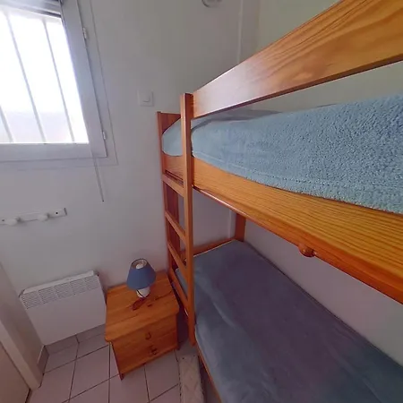 Avec Terrasse, Proche Et Parking - - Fr-1-843-46 Appartement